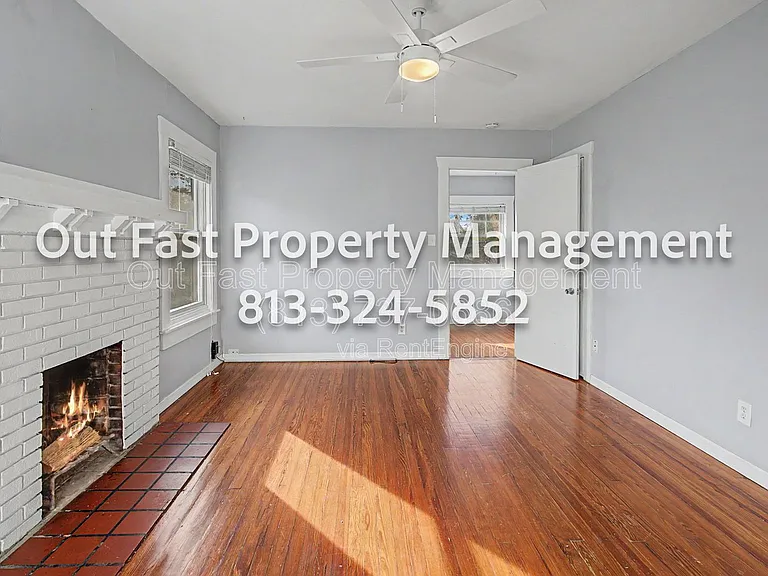 1718 W Hills Ave #D — Photo 16