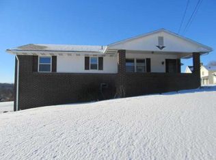 118 Shady Ave, Bentleyville, PA