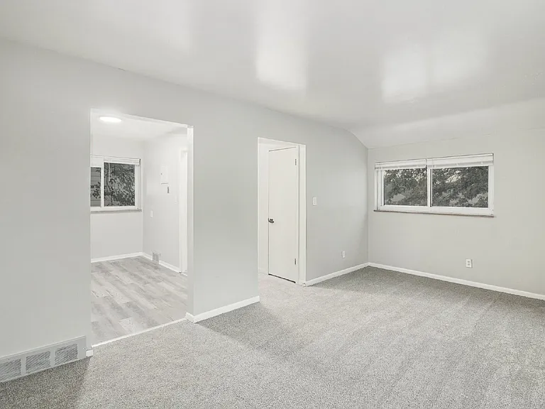 19421 Moross Rd #2 — Photo 5