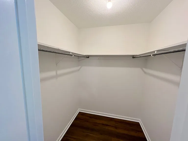 123 Davidson Ave — Photo 15