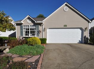 2511 Hampton Ridge Blvd, Louisville, KY 40220