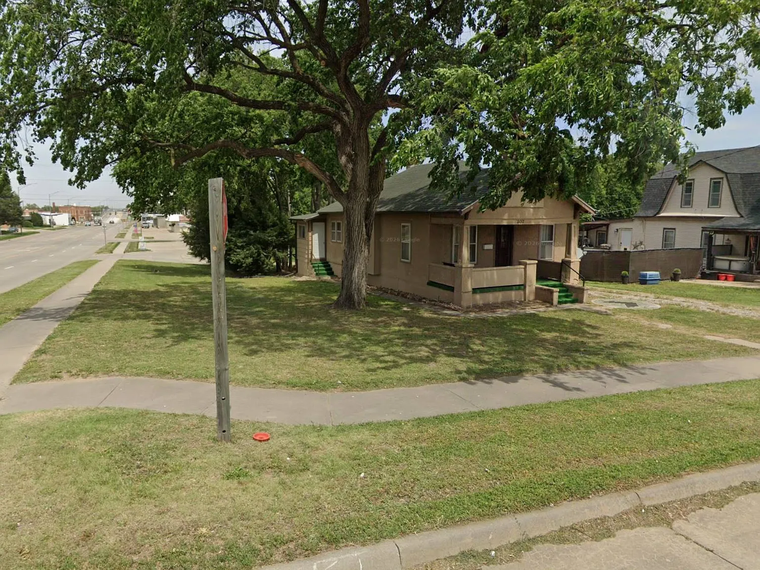 2 bed, 2.0 bath, 874 sqft, $850 — Photo 1