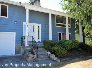 2411 SW 322nd St, Federal Way, WA 98023