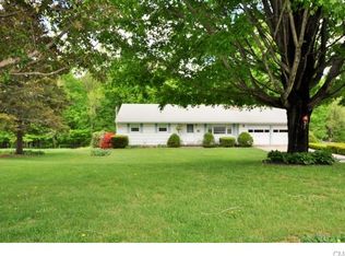 55 Pole Bridge Rd, Sandy Hook, CT 06482