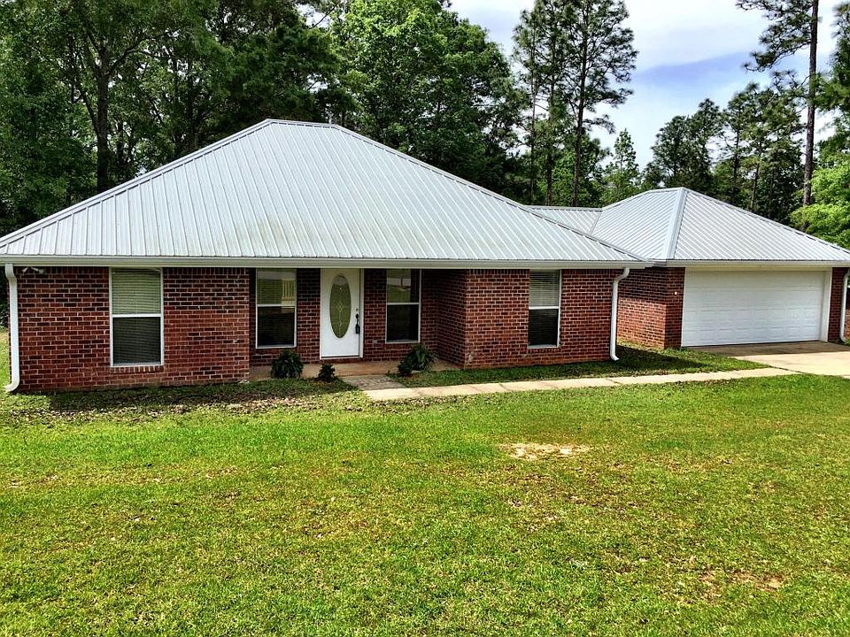 1st image of 152 Longwood Place Dr W