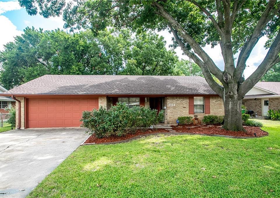 1st image of 1114 Hillside Dr