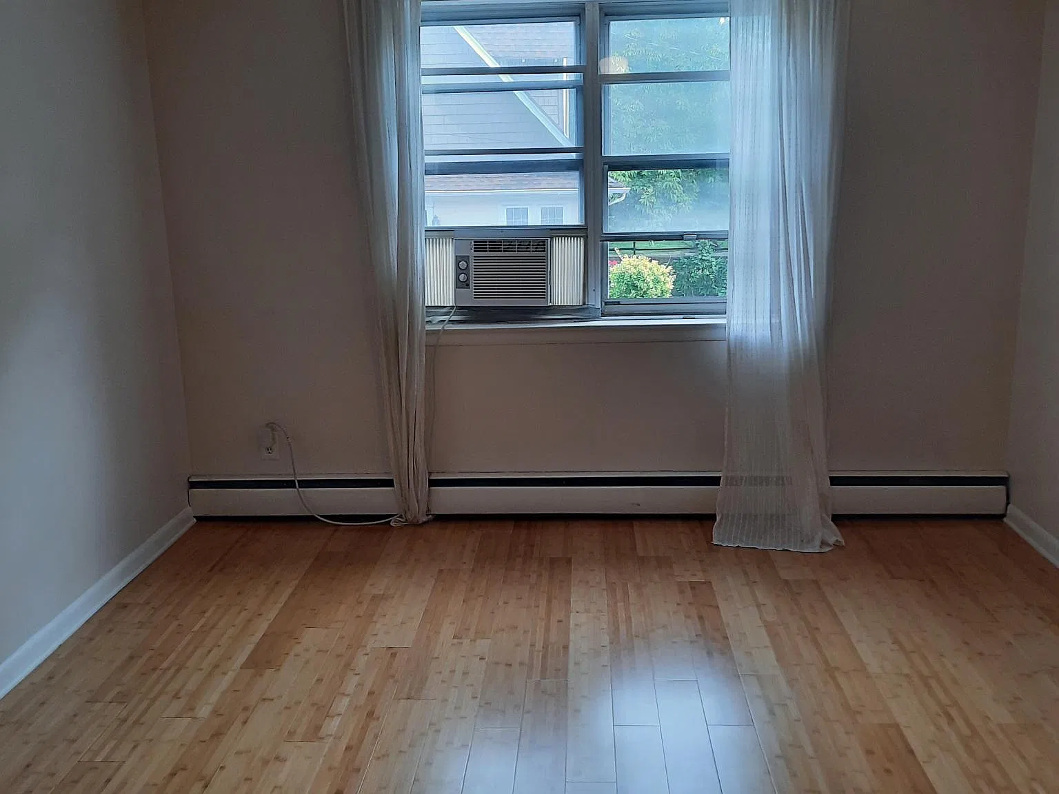 1 bed, 608 sqft, $1,500 — Photo 3
