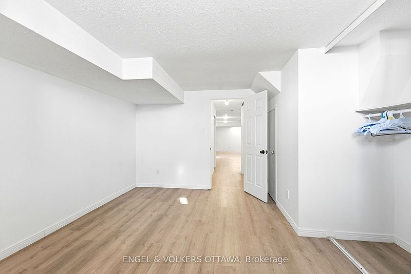 Ottawa House for rent - 3 Bedrooms — photo 24