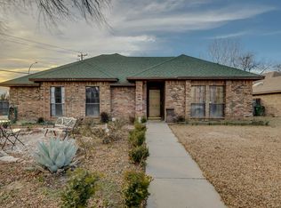 6408 Brownlee Ln, Arlington, TX 76018