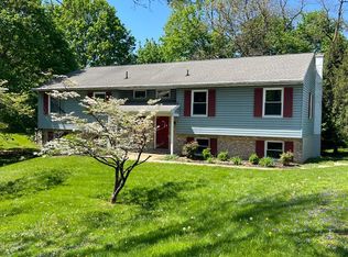 2063 New Holland Pike, Lancaster, PA 17601