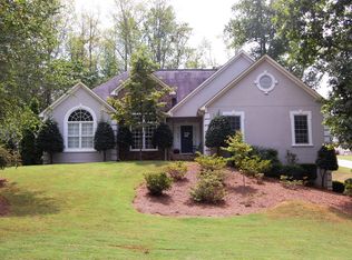 4702 Plantation Dr, Flowery Branch, GA 30542