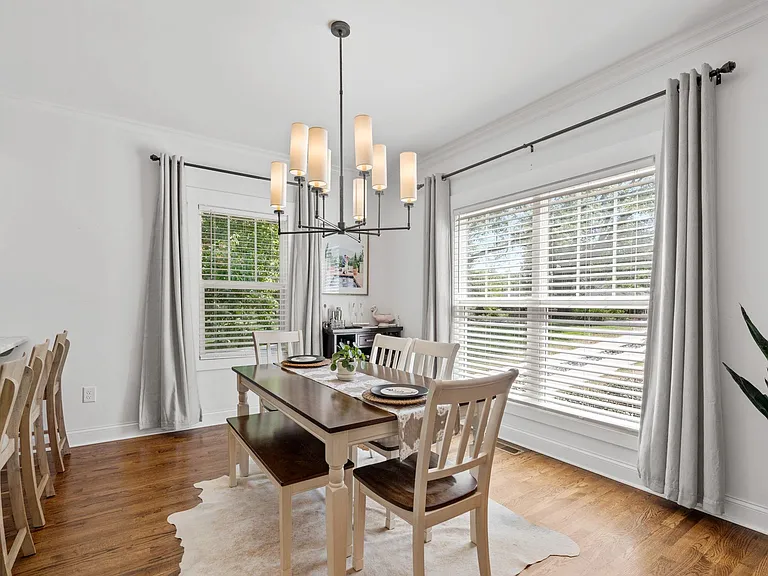 109 W Circle Ave — Photo 10
