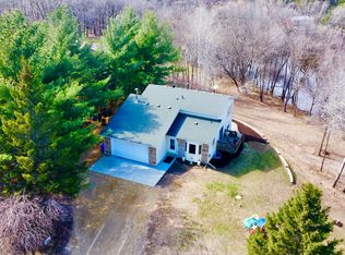 1983 104th St, New Richmond, WI 54017