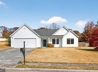 412 Regan Dr, Winder, GA 30680