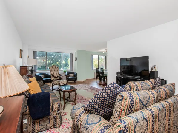 3333 Henry Hudson Parkway image 1 of 15
