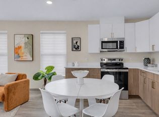 377 Cummins Hwy #2, Roslindale, MA 02131