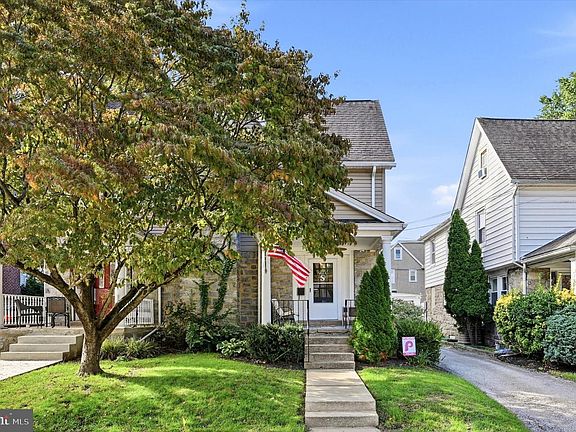 2nd image of 34 Greenhill Rd