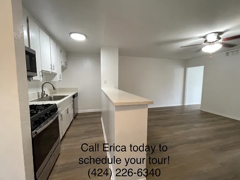 6736 Cleon Ave — Photo 5