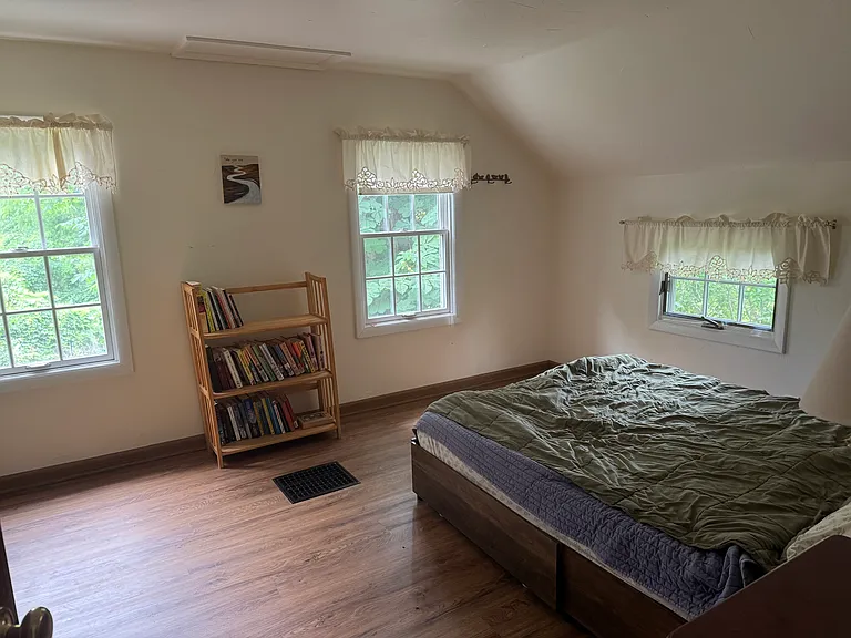 271 N Applegate Rd — Photo 25