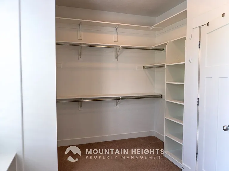 3953 W Sand Lake Dr — Photo 24