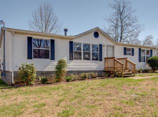 134 Martin St, White Bluff, TN 37187