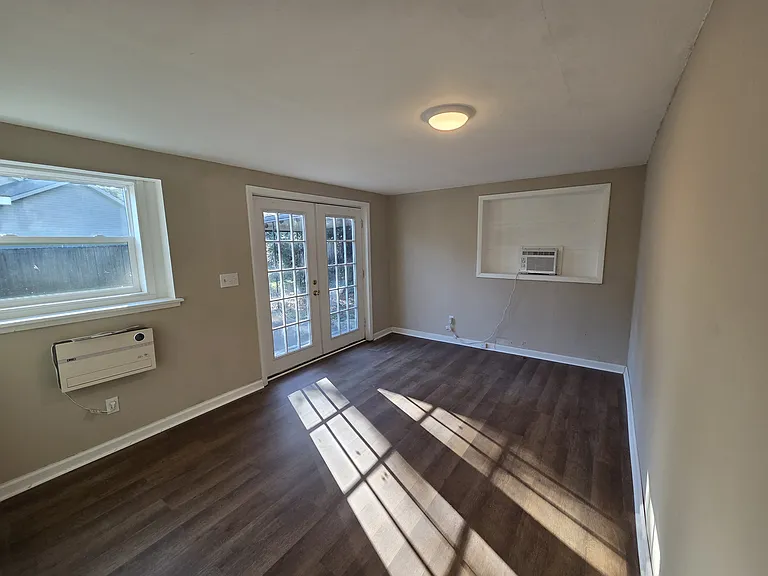 2424 Tinnell Ct #2424 — Photo 6