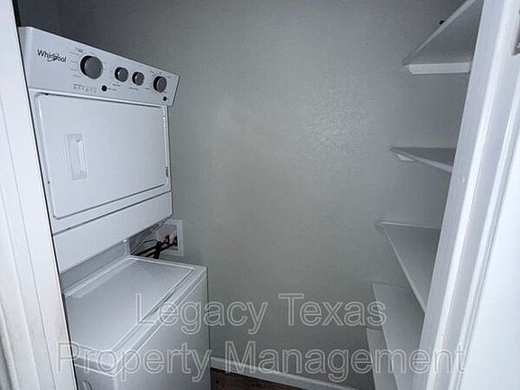 5th image of 101 2nd St