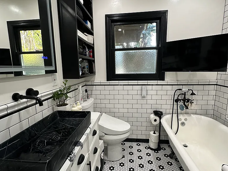 131 S Harper Ave — Photo 10