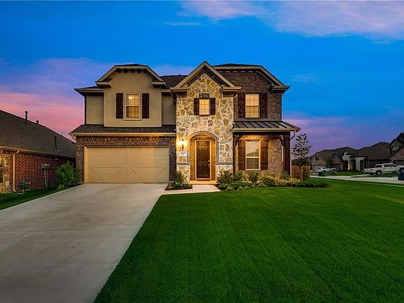 4th image of 1217 Caney Creek Ln