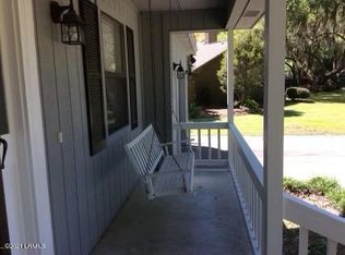 24 Chesterfield Lake Dr, Beaufort, SC 29906