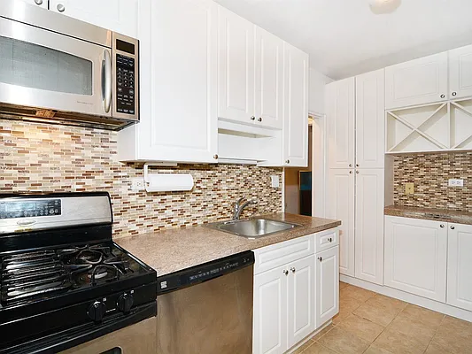 Sold by Robert E. Hill  | media 12
