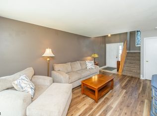 67 Weatherhill Rd, Hamburg, NJ 07419