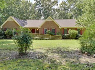 115 Boone Ct, Smithfield, VA 23430