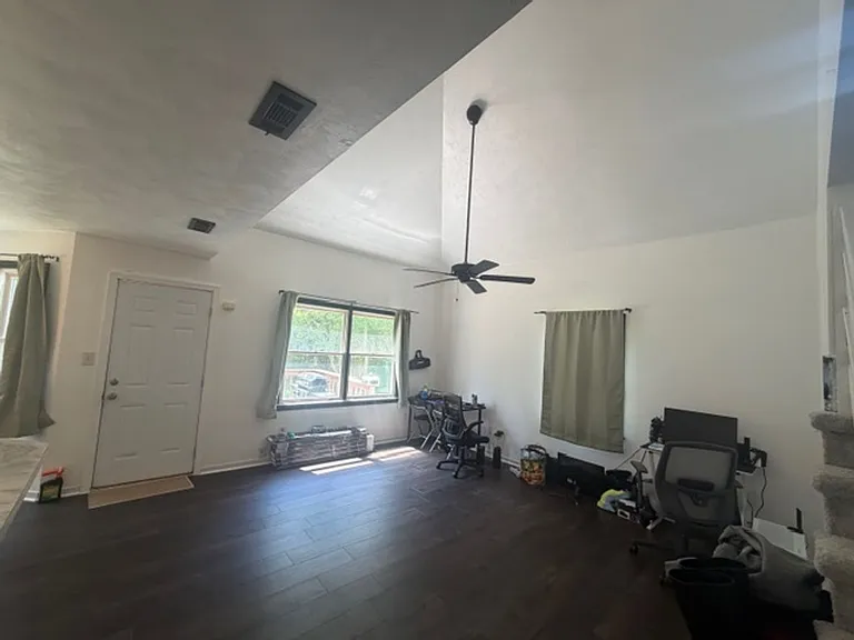 525 Kilby Ave — Photo 3