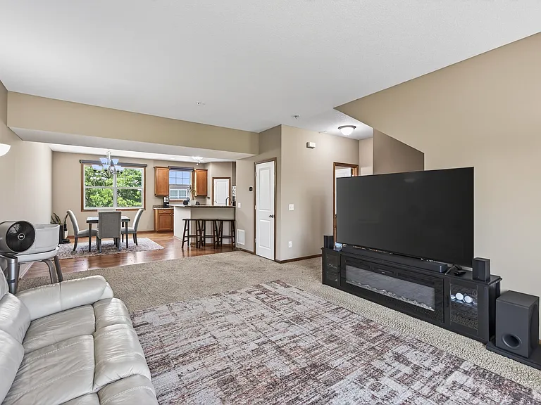 1806 Colonial Ln #4 — Photo 19
