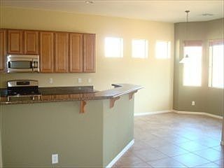3rd image of 43958 W McClelland Dr