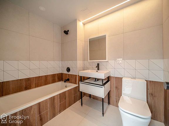 5th image of 54 W 125th St #1608
