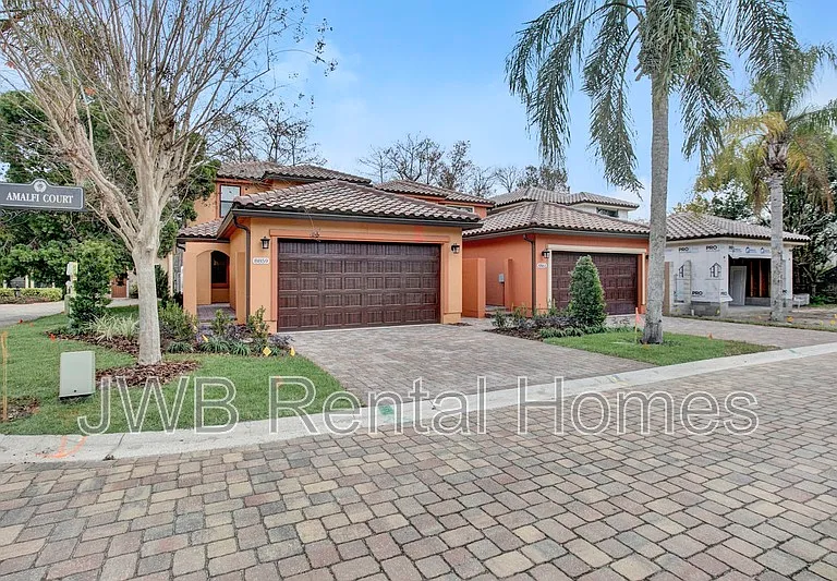 8859 Amalfi Ct — Photo 1