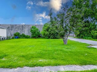 305 Leboeuf St, New Orleans, LA 70114