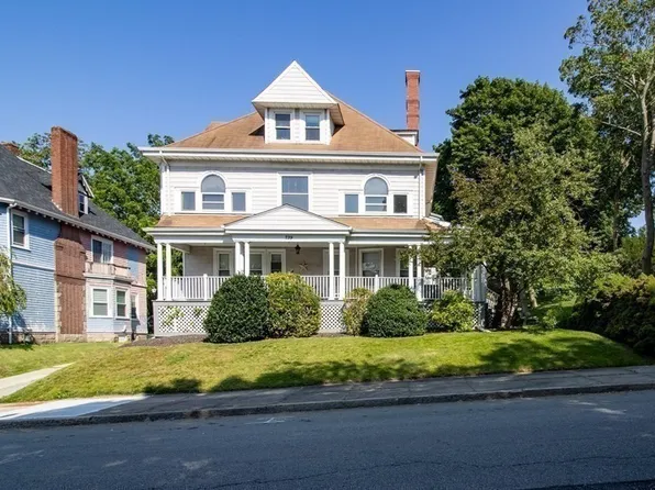 739 Rock St, Fall River, MA 02720