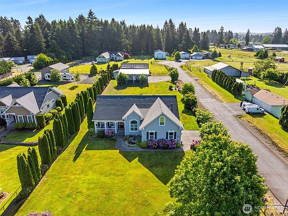 2nd image of 18442 Apricot Street SW