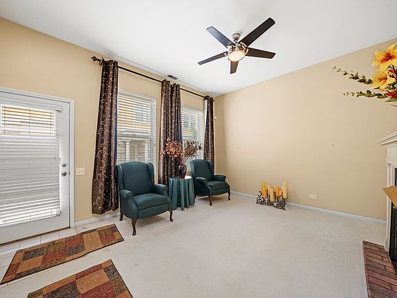 4th image of 7521 Brown Ave Unit J