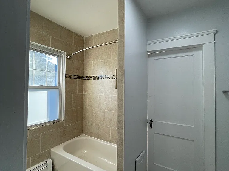 209 Dexter St #2L — Photo 7