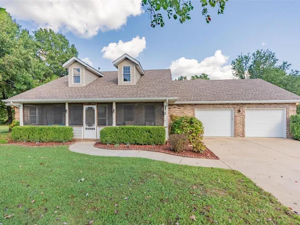 22950 Priscilla Dr, Lebanon, MO 65536