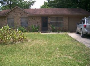 232 Victory St, Bonham, TX 75418