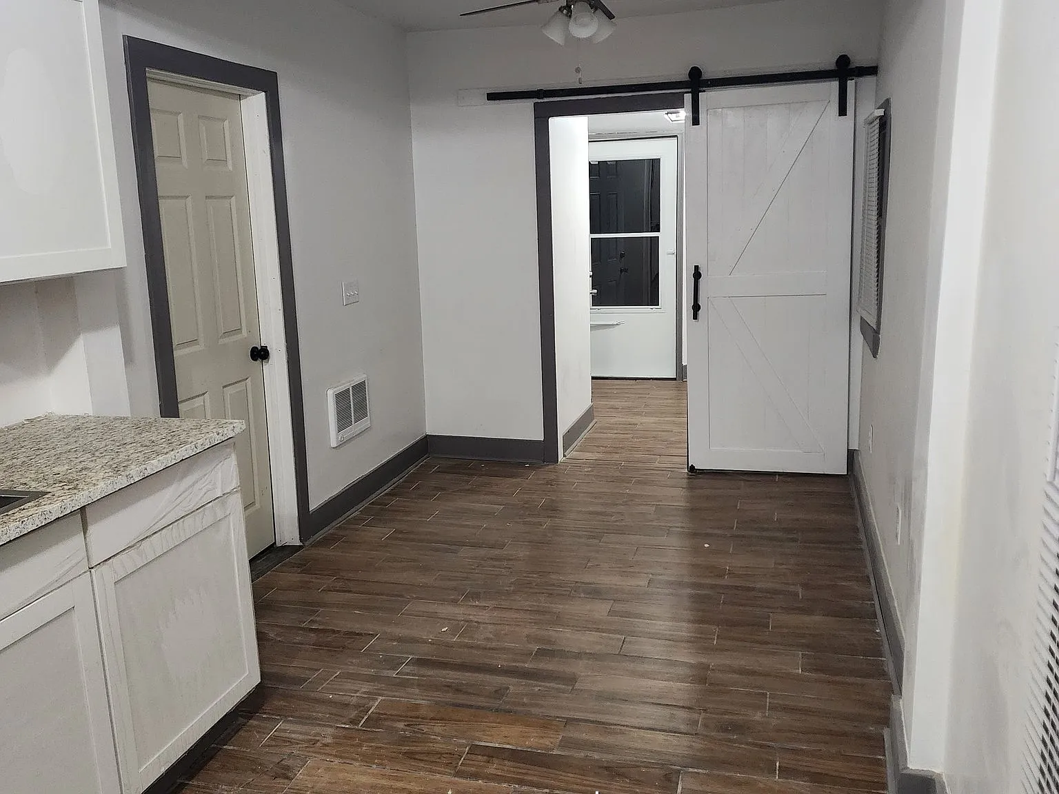 Newly Renovated 3 Bed, 2 Bath Single Family Home in Albany, NY - Available - $2300 — Photo 4