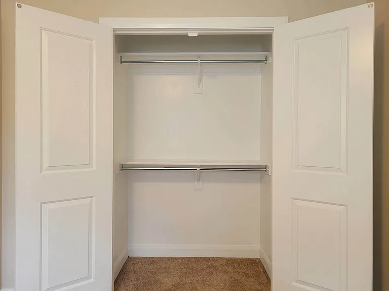 90 E 1600 N — Photo 18