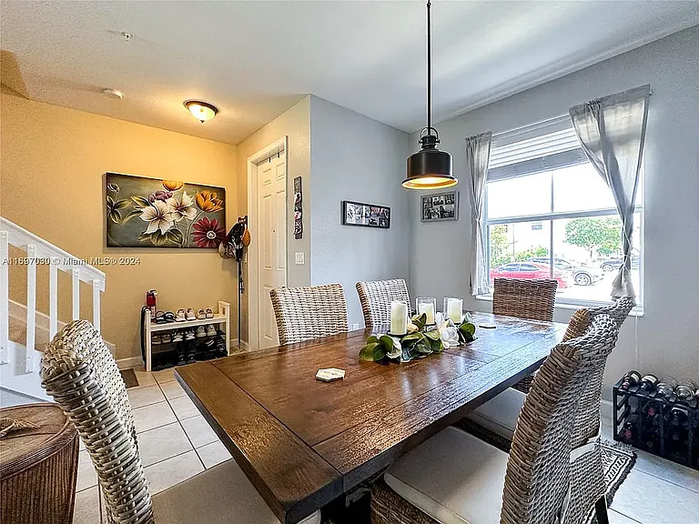 2819 SE 1st Dr #5 — Photo 13