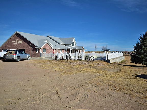 3rd image of Highway 36