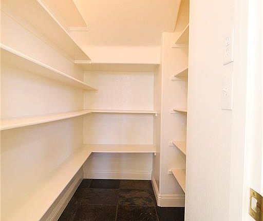 4th image of 1418 Tangerine Rose Dr